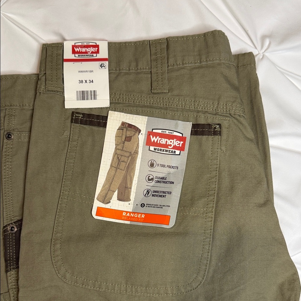 Wrangler Men's Cargo Pants - Khaki